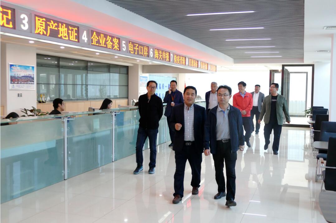 山東高速骨干網(wǎng)（山東）物流科技有限公司董事長蒞臨晟綺港儲集團參觀考察